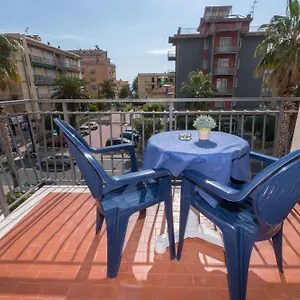 Hotel Nicole, Pietra Ligure