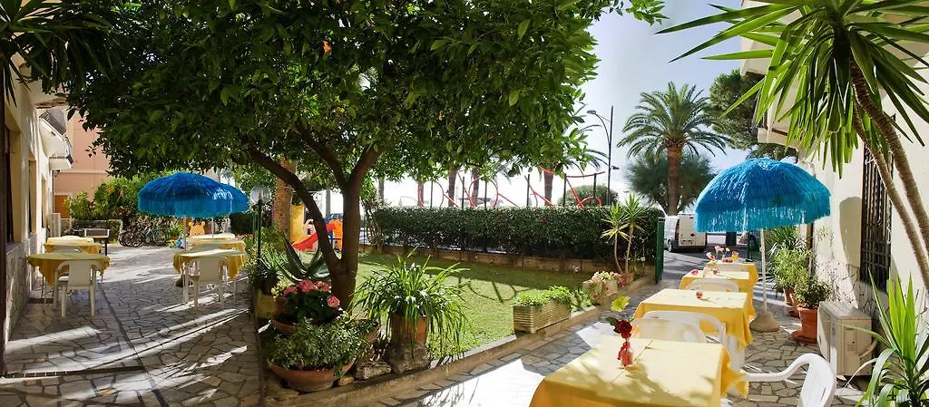 **  Hotel Lido Pietra Ligure Italia