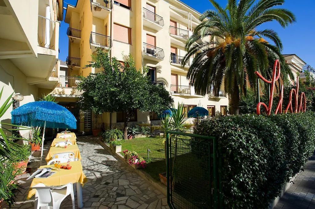 Hotel Lido Pietra Ligure 2*,